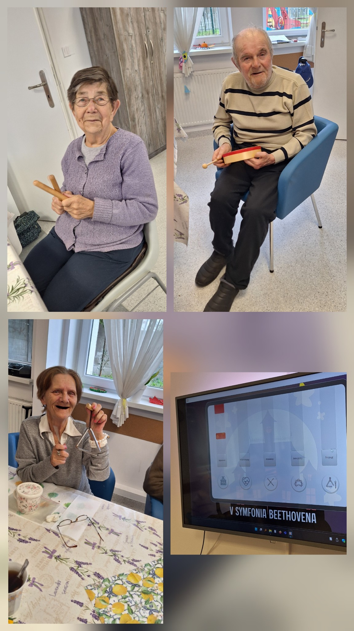 Seniorzy siedzą w sali i grają na prostych instrumentach perkusyjnych, korzystając z multimedialnych narzędzi podczas zajęć muzycznych.